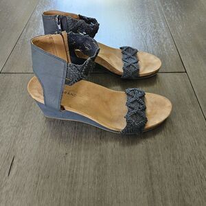 Lucky Brand  Lk-Kierlo Wedge Sandals Women's Size 10 Blue Ankle Strap Woven